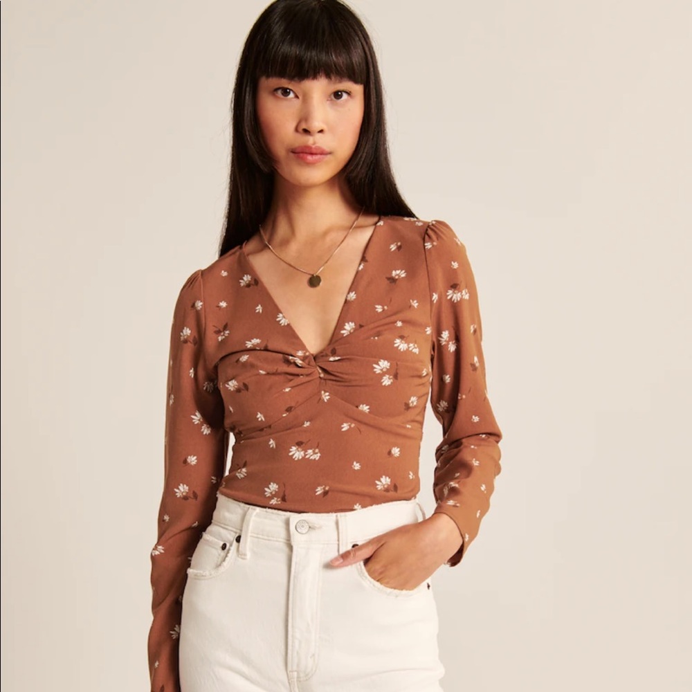 A&F long sleeve twist front blouse. NWT
